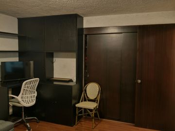 Casa en RENTA a 2 cuadras del centro de Tepotzotlán Edo. México! 4H, 3.5B, 4E!!!