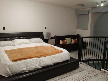 Casa en RENTA a 2 cuadras del centro de Tepotzotlán Edo. México! 4H, 3.5B, 4E!!!