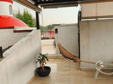 Casa en RENTA a 2 cuadras del centro de Tepotzotlán Edo. México! 4H, 3.5B, 4E!!!