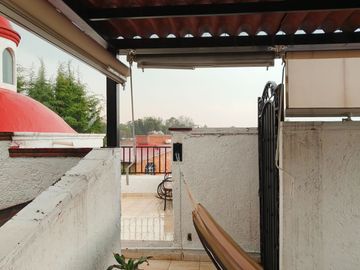 Casa en RENTA a 2 cuadras del centro de Tepotzotlán Edo. México! 4H, 3.5B, 4E!!!