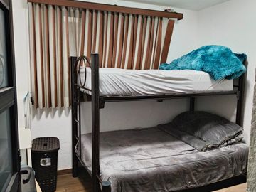 Casa en RENTA a 2 cuadras del centro de Tepotzotlán Edo. México! 4H, 3.5B, 4E!!!