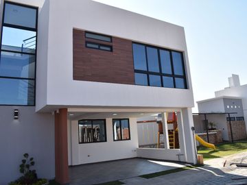 Casa en venta en Cuautlancingo, Puebla 🏡
