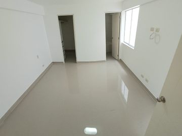 Departamento en 1er piso elevado San Borja