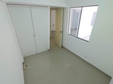 Departamento en 1er piso elevado San Borja