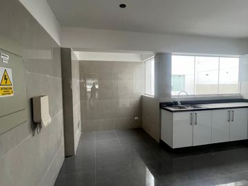 LUJOSO Y CONFORTABLE DUPLEX 4DORM 3ESTAC ZONA RESIDENCIAL