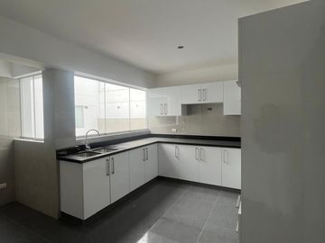 LUJOSO Y CONFORTABLE DUPLEX 4DORM 3ESTAC ZONA RESIDENCIAL