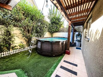 CASA EN VENTA EN HUECHURABA A PASOS DE COLEGIOS GRACE Y LINCOLN