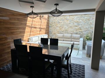 PRECIOSA Y AMPLÍSIMA CASA DE 185M2 EN EL SECTOR DE PALERMO.