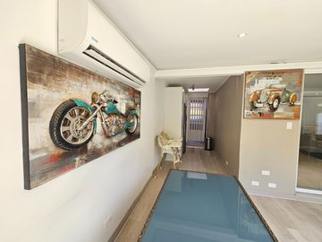 ESPECTACULAR Y HERMOSA¡¡ CASA COMPLETAMENTE REMODELADA, 4 DORMITORIOS