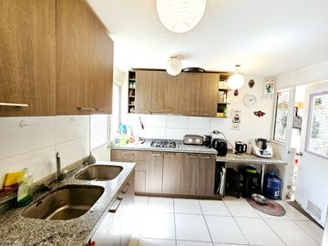 ESTUPENDA CASA 4D,3 BAÑOS, 3 PISOS EN PEDRO FONTOVA