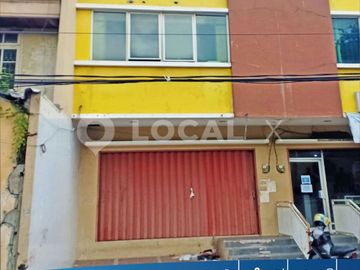 Ruko Biru Laut Timur Kelapa Gading, Jakarta Utara