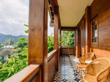 Dijual Ribka Hotel Banda Neira Maluku Lokasi Super Strategis Cocok Untuk Investasi