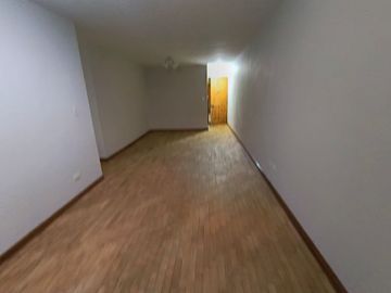 ALQUILER DE DEPARTAMENTO EN 1er. PISO Y FRENTE A PARQUE EN SAN MIGUEL