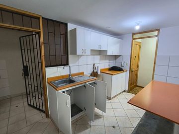 ALQUILER DE DEPARTAMENTO EN 1er. PISO Y FRENTE A PARQUE EN SAN MIGUEL