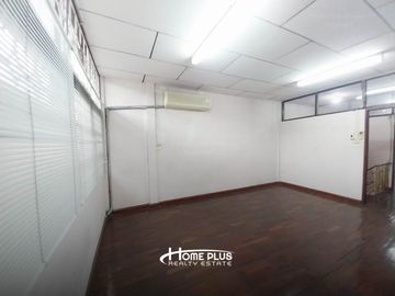 หมู่บ้านสินพัฒนาธานี ถนนเทศบาลสงเคราะห์ (ใกล้บองมาร์เช่มาร์เก็ตพาร์ค)