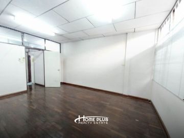 หมู่บ้านสินพัฒนาธานี ถนนเทศบาลสงเคราะห์ (ใกล้บองมาร์เช่มาร์เก็ตพาร์ค)
