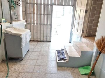 Selling a detached house in Navy House 22, Bang Sareh Sub-district, Sattahip District, Chonburi Province.