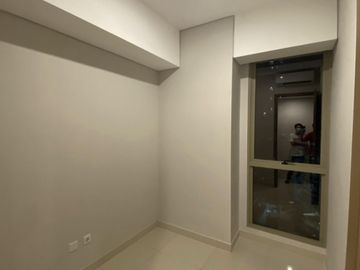 Jual Apartemen 3 Bedroom Unfurnished, Taman Anggrek Residences Jakarta Barat