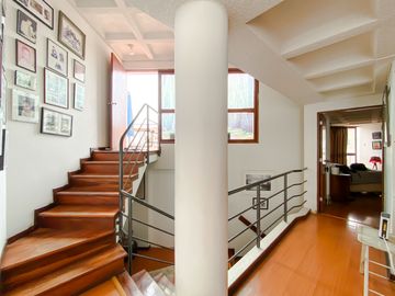 VENTA DE UN MAGNIFICO DUPLEX DE 351m2 A UNA CUADRA DEL MALECON DE LA RESERVA EN MIRAFLORES