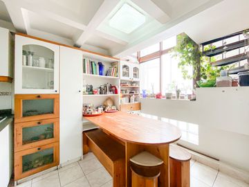 VENTA DE UN MAGNIFICO DUPLEX DE 351m2 A UNA CUADRA DEL MALECON DE LA RESERVA EN MIRAFLORES