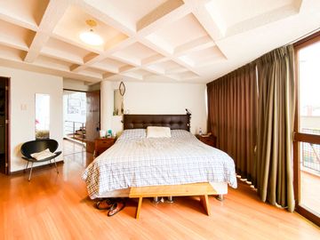 VENTA DE UN MAGNIFICO DUPLEX DE 351m2 A UNA CUADRA DEL MALECON DE LA RESERVA EN MIRAFLORES