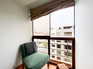 VENTA DE UN MAGNIFICO DUPLEX DE 351m2 A UNA CUADRA DEL MALECON DE LA RESERVA EN MIRAFLORES