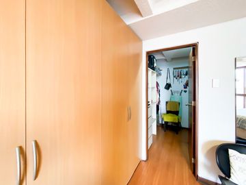 VENTA DE UN MAGNIFICO DUPLEX DE 351m2 A UNA CUADRA DEL MALECON DE LA RESERVA EN MIRAFLORES