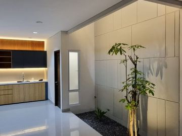 Dijual Rumah Modern Minimalis Brand New di Kebon Jeruk, Jakarta Barat