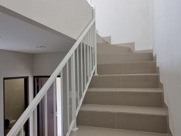 Dijual Rumah Modern Minimalis Brand New di Kebon Jeruk, Jakarta Barat