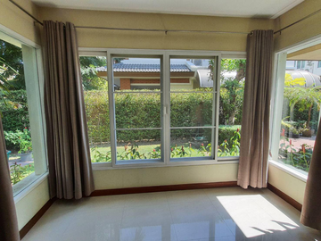 Laddarom Elegance – Mahidol Intersection, 3Bedrooms, 4Bathrooms, 89 Sq.wah., (ID: 678HS)
