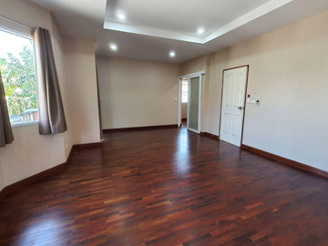 Laddarom Elegance – Mahidol Intersection, 3Bedrooms, 4Bathrooms, 89 Sq.wah., (ID: 678HS)