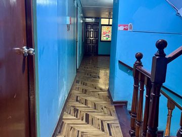 VENTA DE CASA DE 4 PISOS EN ZONA ALTAMENTE COMERCIAL – SAN JUAN DE LURIGANCHO