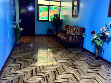 VENTA DE CASA DE 4 PISOS EN ZONA ALTAMENTE COMERCIAL – SAN JUAN DE LURIGANCHO