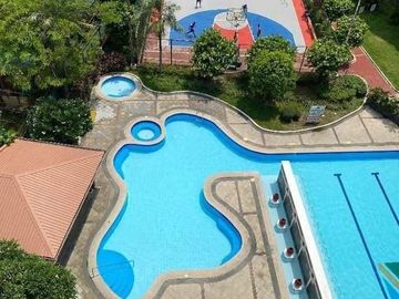 ... Resort-style living on the Pasig-Cainta boundary