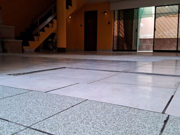 VENTA DE AMPLIA CASA EN LA MEJOR ZONA DE PUEBLO LIBRE