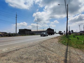 Terreno Industrial de 9.397m², en Guayaquil, Via Duran - Yaguachi.