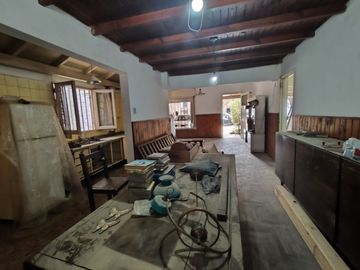 Ituzaingo - Venta - Casa en Block 3 Amb Al Frente - 3 y 2 Ambientes Al Fondo