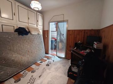 Ituzaingo - Venta - Casa en Block 3 Amb Al Frente - 3 y 2 Ambientes Al Fondo