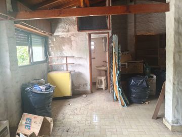 Ituzaingo - Venta - Casa en Block 3 Amb Al Frente - 3 y 2 Ambientes Al Fondo