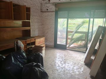 Ituzaingo - Venta - Casa en Block 3 Amb Al Frente - 3 y 2 Ambientes Al Fondo