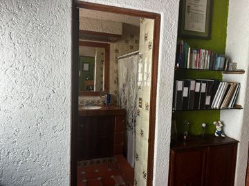 Bellísima Casa en Calle Privada con Vista Al Bosque en Lomas Anáhuac.