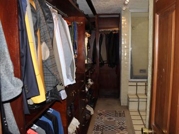 Bellísima Casa en Calle Privada con Vista Al Bosque en Lomas Anáhuac.