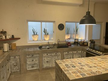 Bellísima Casa en Calle Privada con Vista Al Bosque en Lomas Anáhuac.