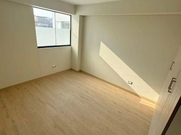 VENTA EXCLUSIVO DEPARTAMENTO EN SURCO, CERCA A PARQUE!