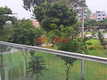 Oportunidad. Vendo Lujoso Departamento De 3 Dormitorios En Los Olivos, Cerca A La Municipalidad