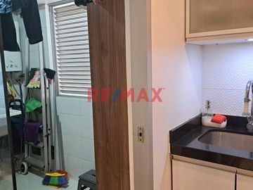 Oportunidad. Vendo Lujoso Departamento De 3 Dormitorios En Los Olivos, Cerca A La Municipalidad