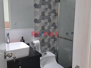 Oportunidad. Vendo Lujoso Departamento De 3 Dormitorios En Los Olivos, Cerca A La Municipalidad
