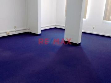 Inversión Segura | Casa En Venta Como Terreno En San Isidro Con Parametros De 15 Pisos