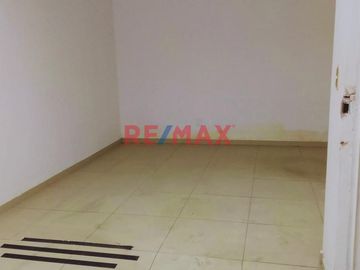 Inversión Segura | Casa En Venta Como Terreno En San Isidro Con Parametros De 15 Pisos