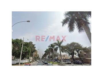 Inversión Segura | Casa En Venta Como Terreno En San Isidro Con Parametros De 15 Pisos
